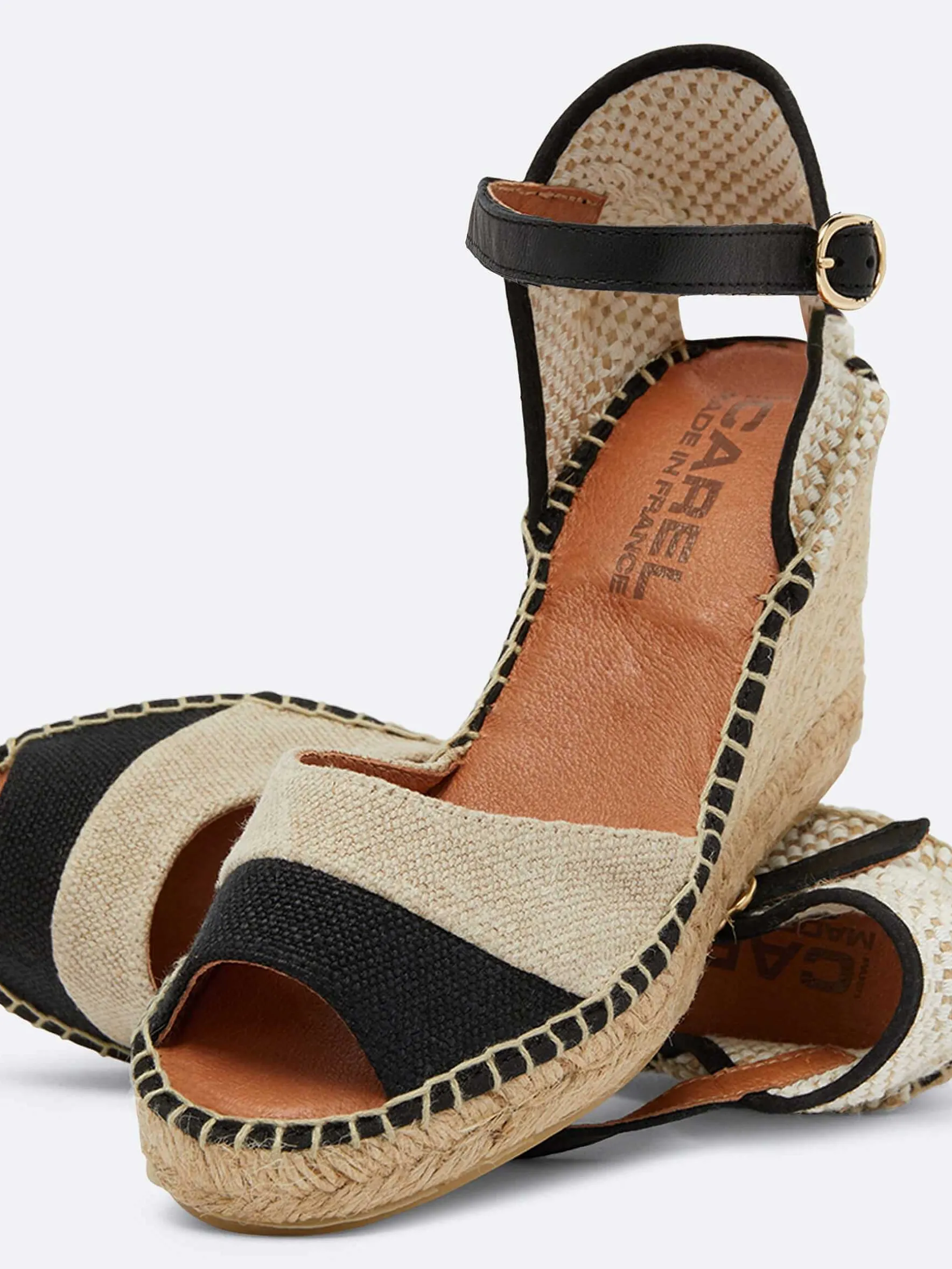Carel Sandalen En Muilezels>Espadrilles Met Sleehak Van Natuurlijk En Zwart Linnen