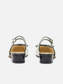 Carel Ballerina'S>Ivoorkleurige Leren En Zwarte Lakleren Slingback Ballerina'S