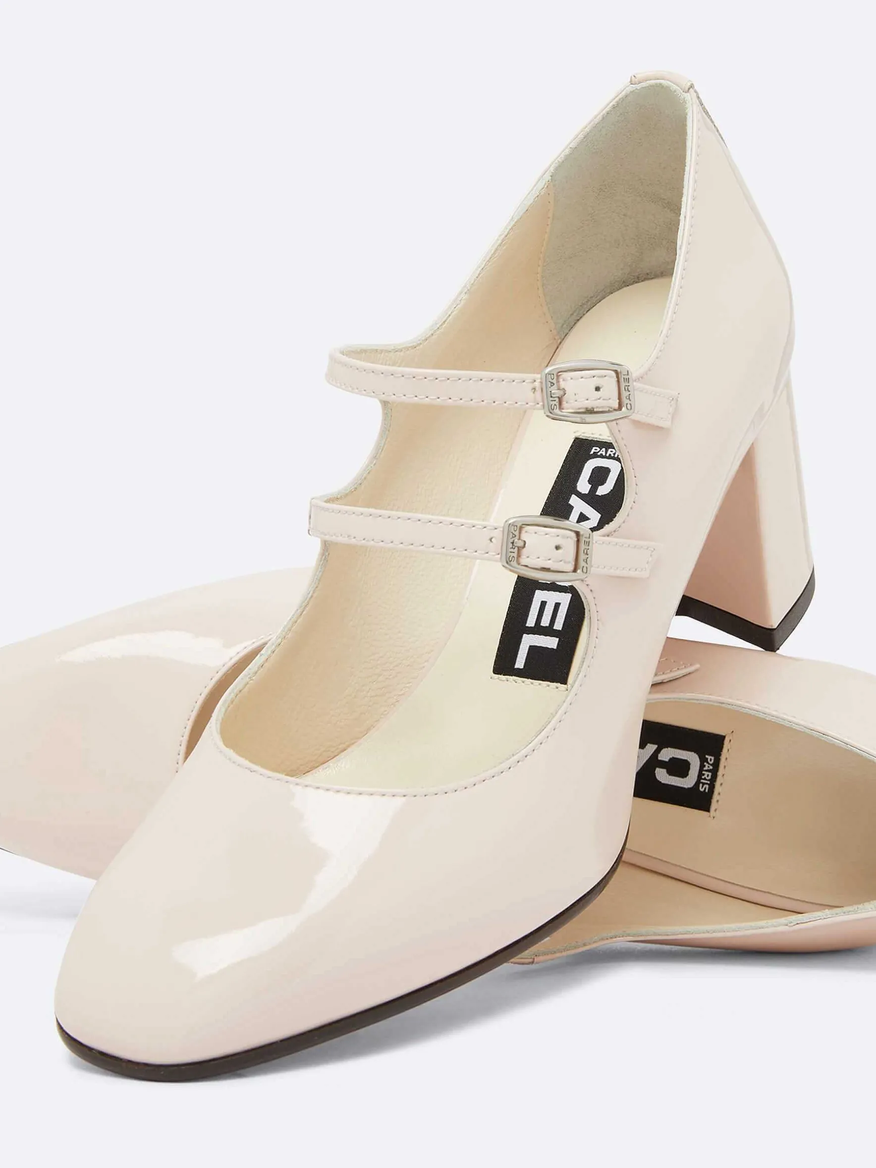 Carel Maria Janes>Lichtroze Lakleren Mary Janes Pumps