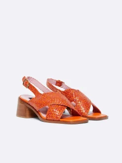 Carel Sandalen En Muilezels>Oranje Leer Geweven Sandalen