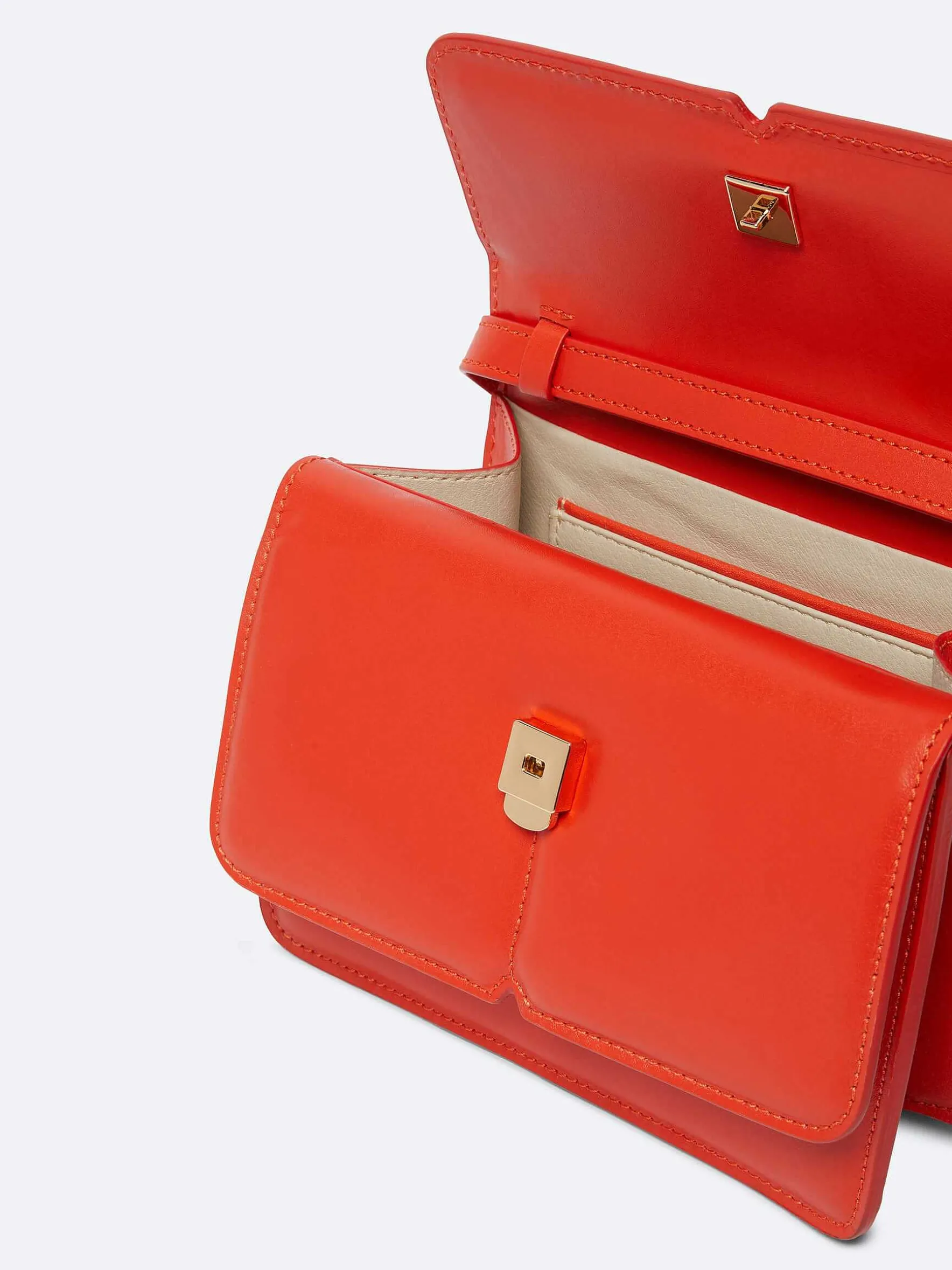 Carel Tassen>Oranje Upcycled Lederen Handtas