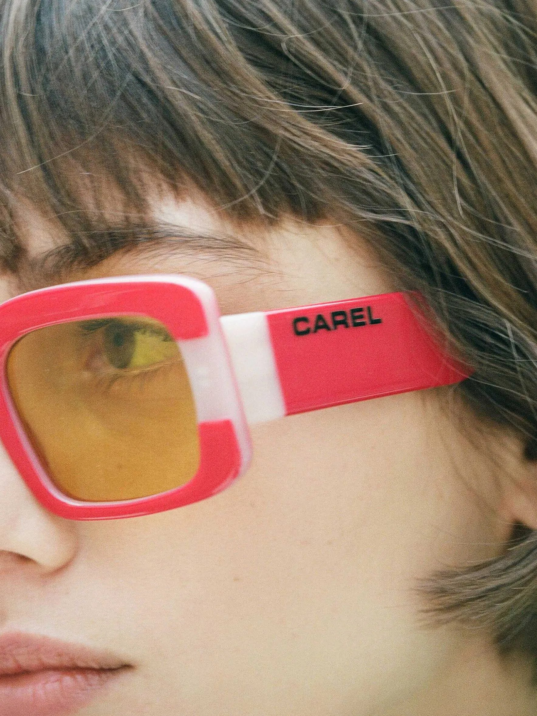 Carel Accessoires>Rode Acetaat Zonnebril