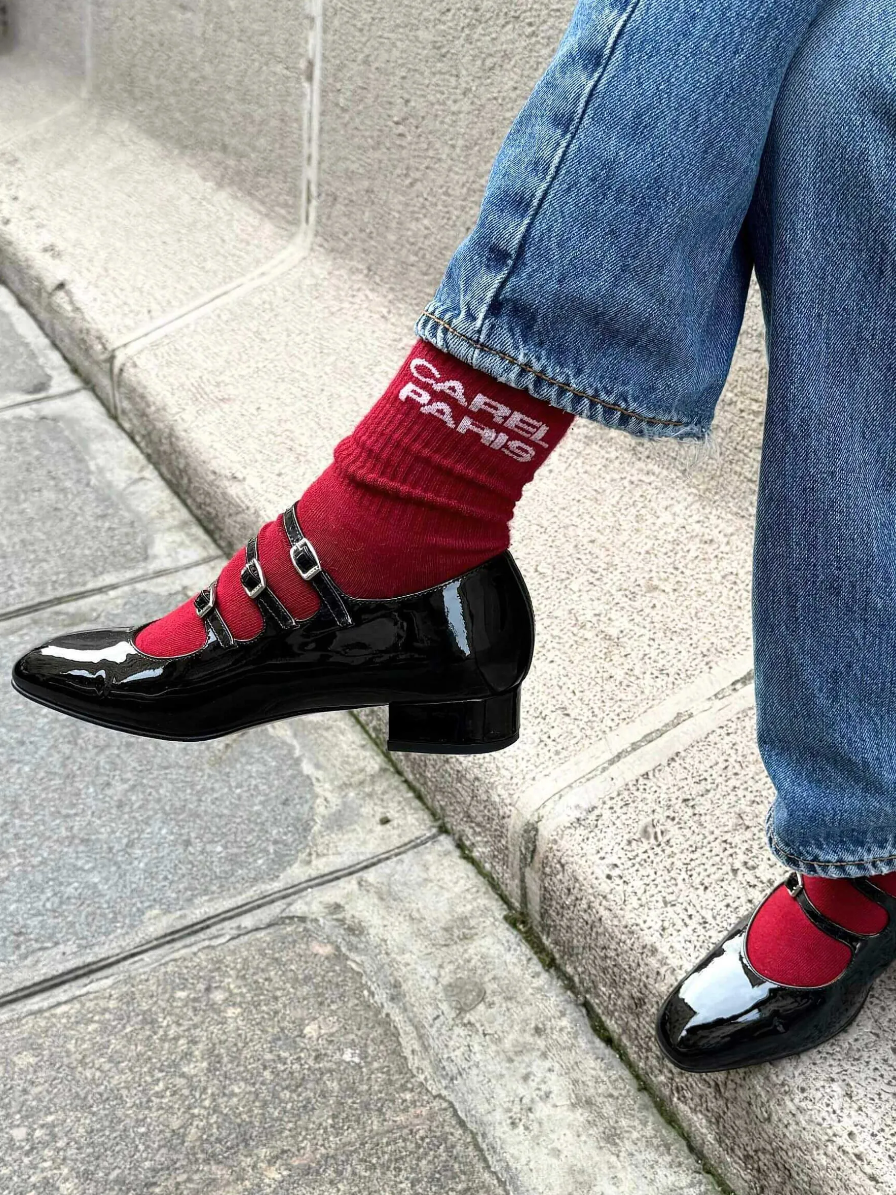 Carel Accessoires>Rode Sokken Paris