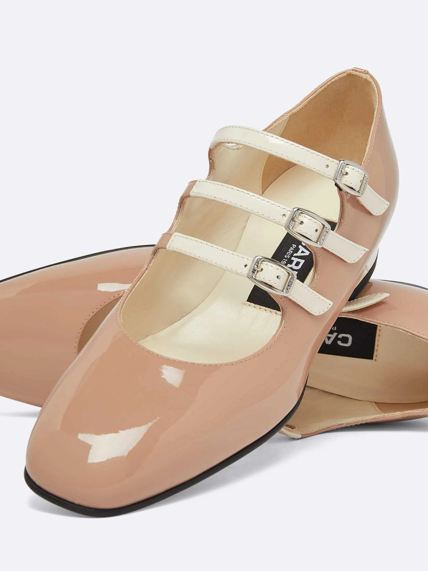Carel Ballerina'S>Taupe En Ivoor Upcycled Lakleer Mary Janes Ballerina'S