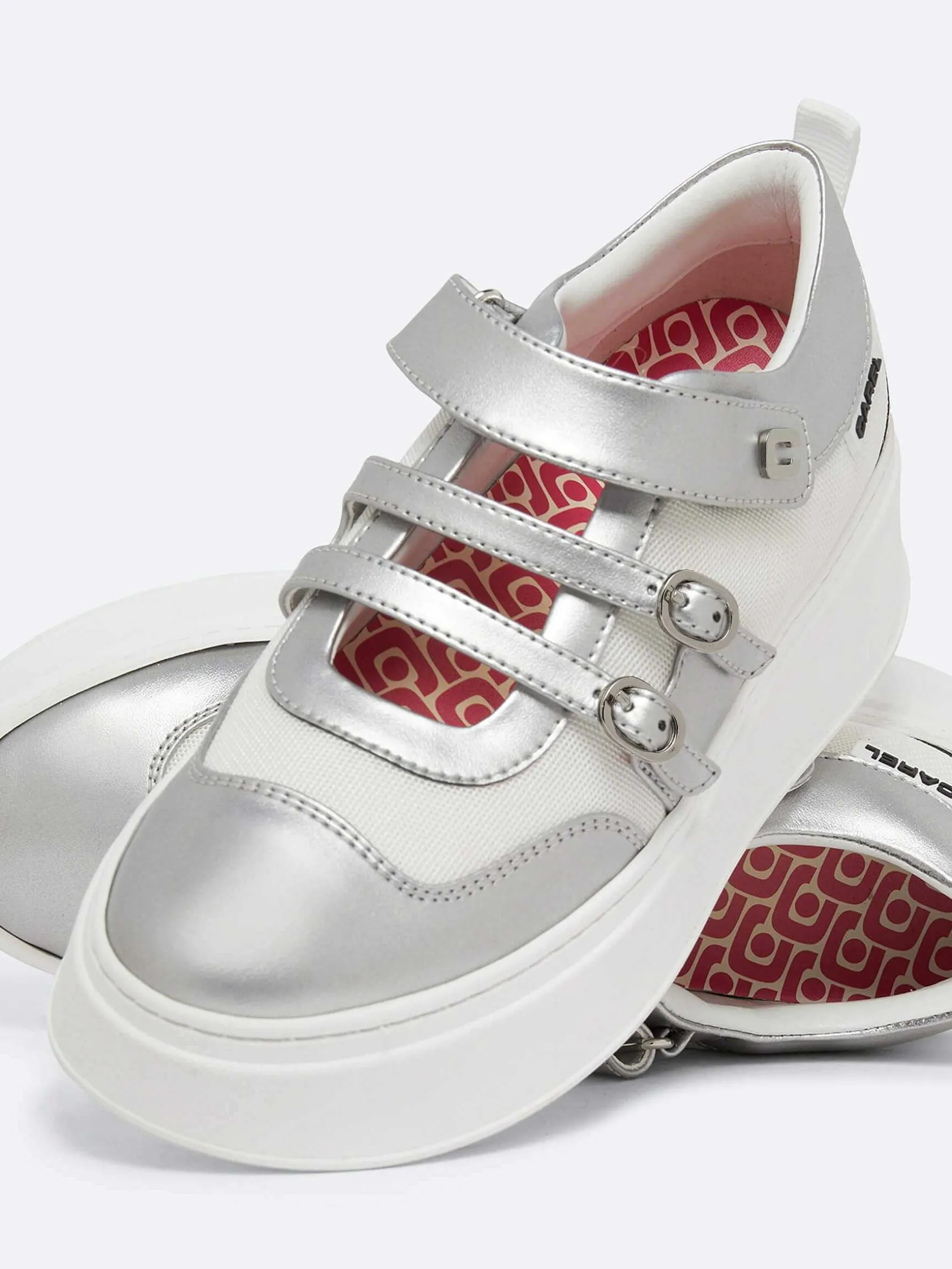 Carel Sneakers>Zilverkleurige Appelleer- En Witte Mesh-Sneakers