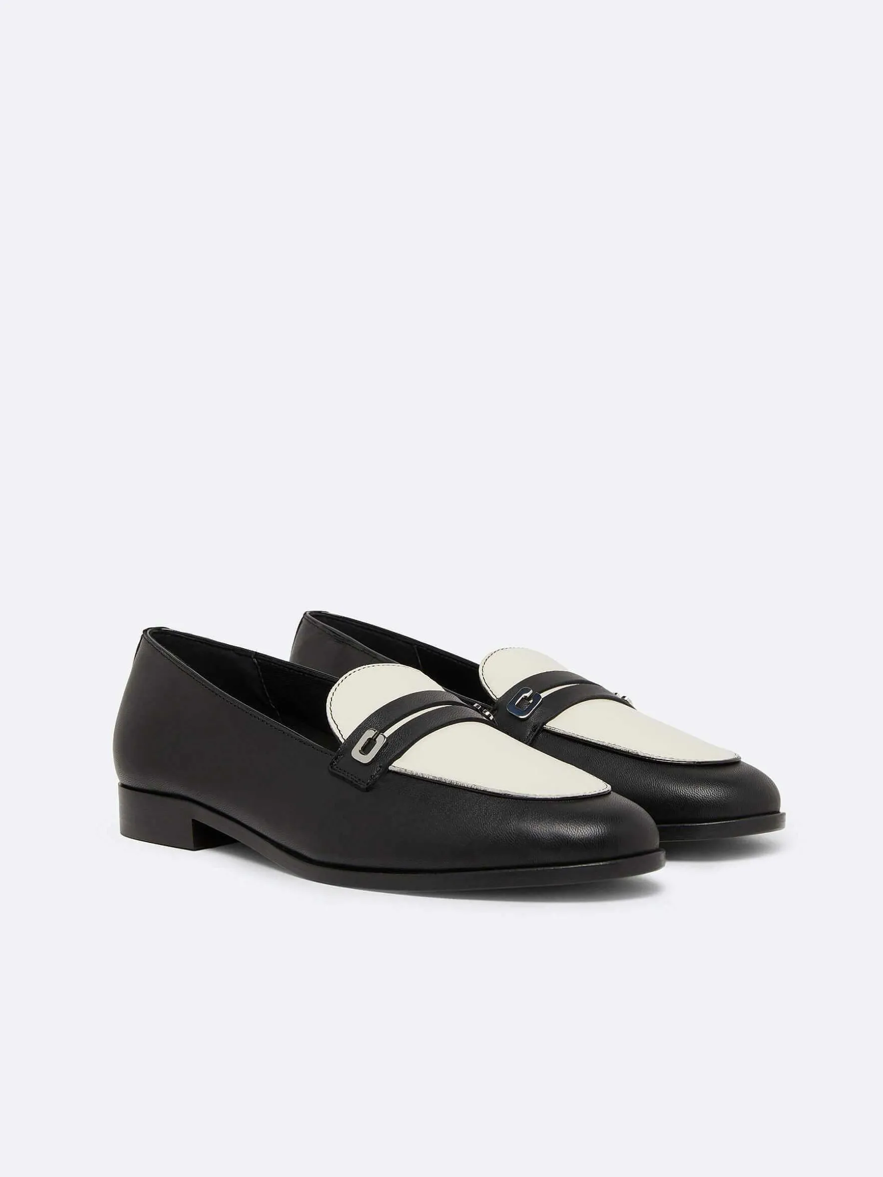 Carel Loafers>Zwart En Ivoor Lederen Loafers