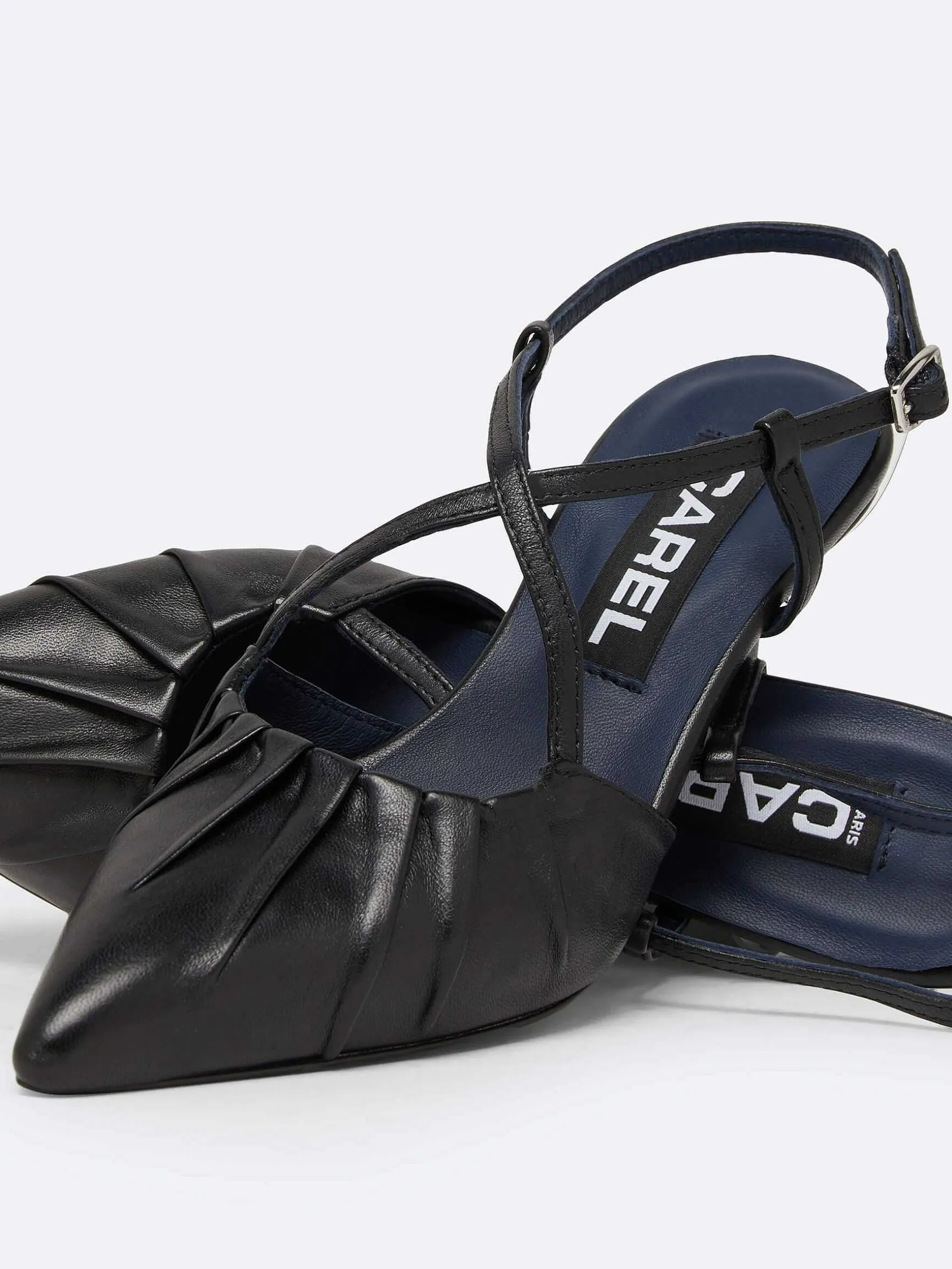 Carel Pompen>Zwart Lederen Slingback Pumps