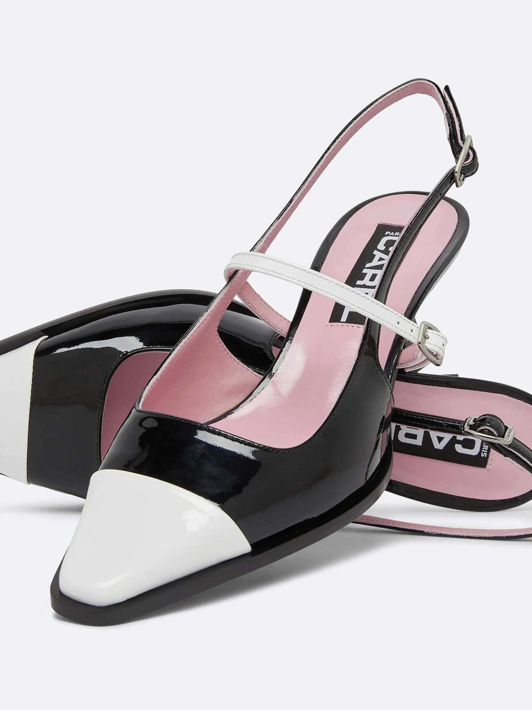 Carel Pompen>Zwart-Wit Lakleren Slingback Pumps